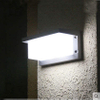 30W superhelle Solarleuchten 122LED IP65 wasserdichte Outdoor-Indoor-Solarlampe mit verstellbarem Kopf und großem Beleuchtungswinkel