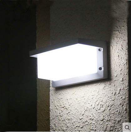 30W superhelle Solarleuchten 122LED IP65 wasserdichte Outdoor-Indoor-Solarlampe mit verstellbarem Kopf und großem Beleuchtungswinkel