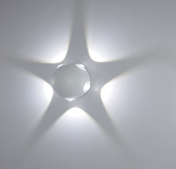 Vierköpfige LED-Außenbeleuchtung im europäischen Stil, IP65, moderne wasserdichte Außenwandleuchte, Außenleuchte