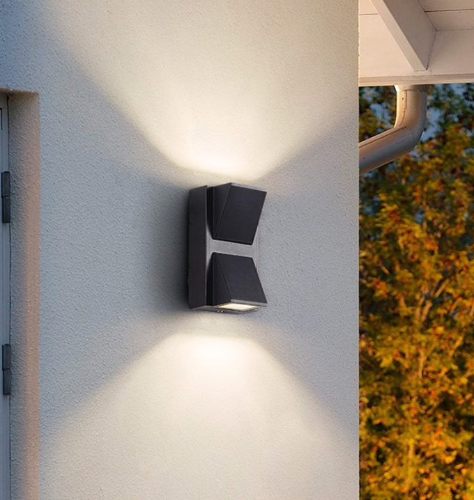 Außenbeleuchtung, wasserdichte Wandleuchte, modernes Aluminium, nach oben und unten geführte Wandleuchte, für den Außenbereich, Garten, Hof, Veranda