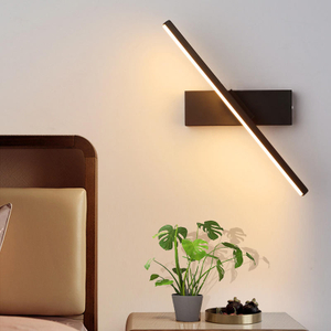 Nachttisch-Wandleuchte, drehbar, verstellbarer Winkel, LED-Beleuchtung, Aluminium, einfache Streifen-Wandleuchte für den Innenbereich