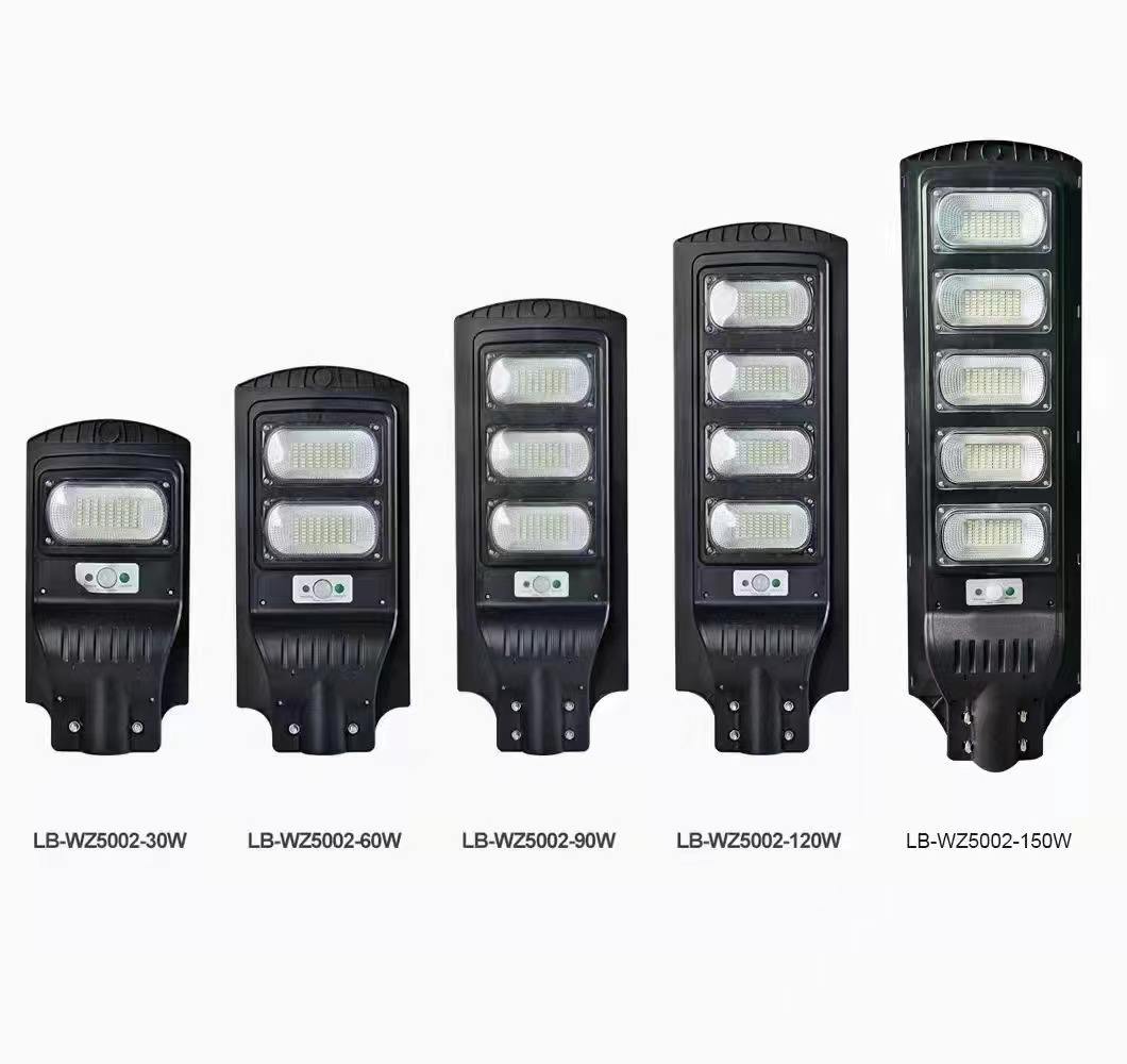 IP66 wasserdichtes und blitzgeschütztes Solar-Flutlicht für den Außenbereich mit ausfallsicherem PC-Glasrahmen, Solar-Straßenlaterne