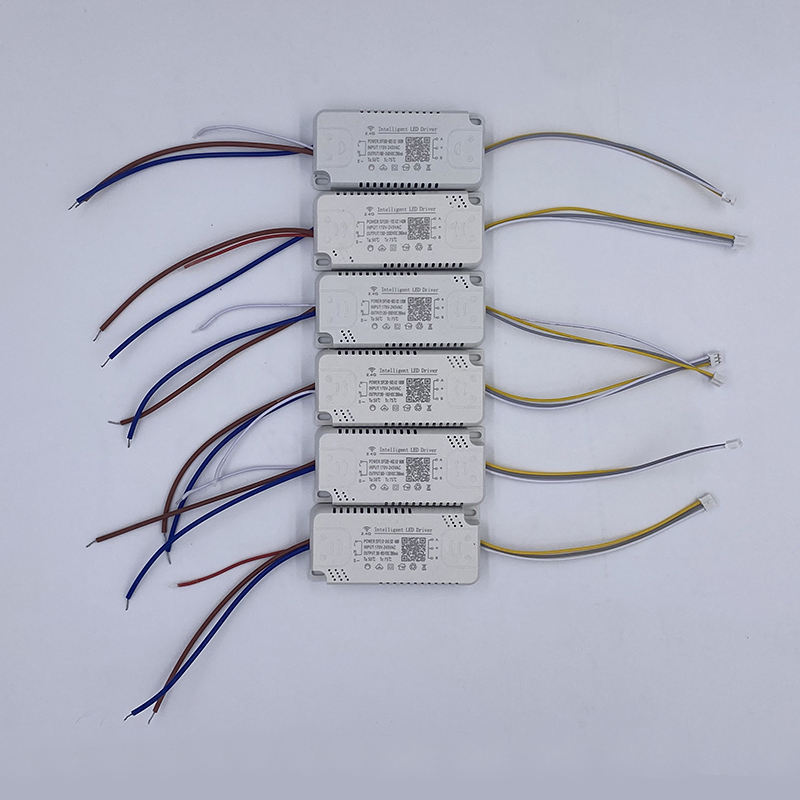 2,4 g LED-Treiber, drei Farbtemperatur-Treiber, intelligenter Treiber, 48–576 W LED-Beleuchtungstransformatoren, hochwertiger sicherer 2,4 G-Treiber, Netzteil, LED-Adapter-Treiber