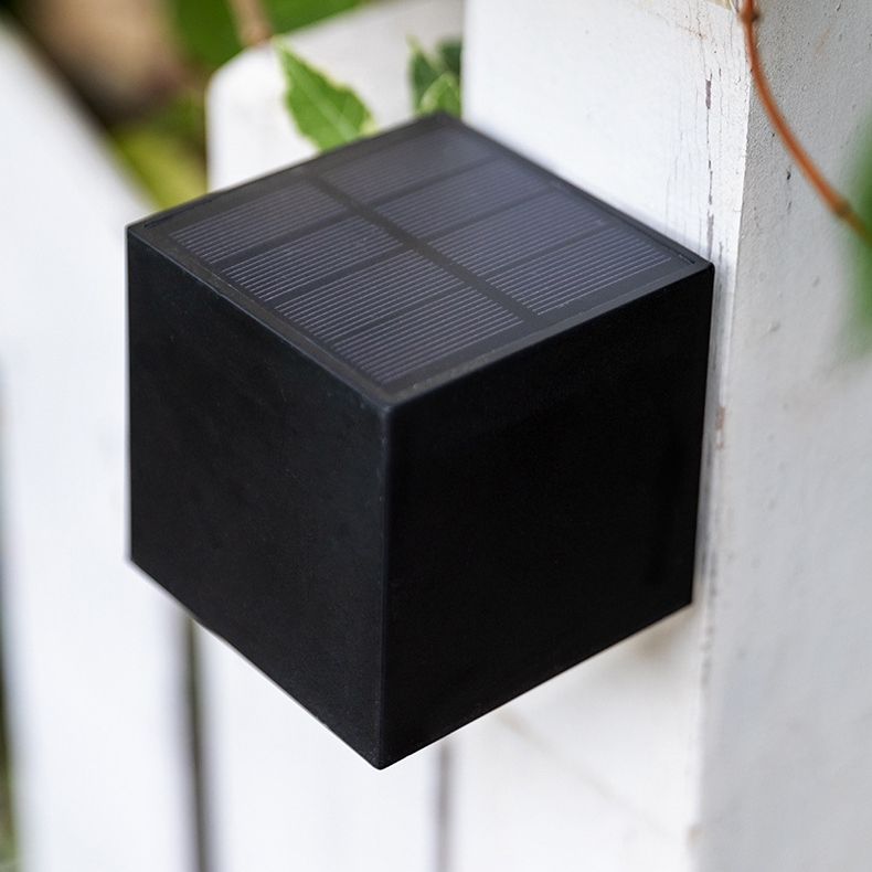 Solar-Außenwandleuchten, Solar-Wandleuchten, Solar-Wandleuchten, Außenwürfel, Solarlampe, quadratische Solarlampe, wasserdicht, IP65, Warmlicht-Lampe