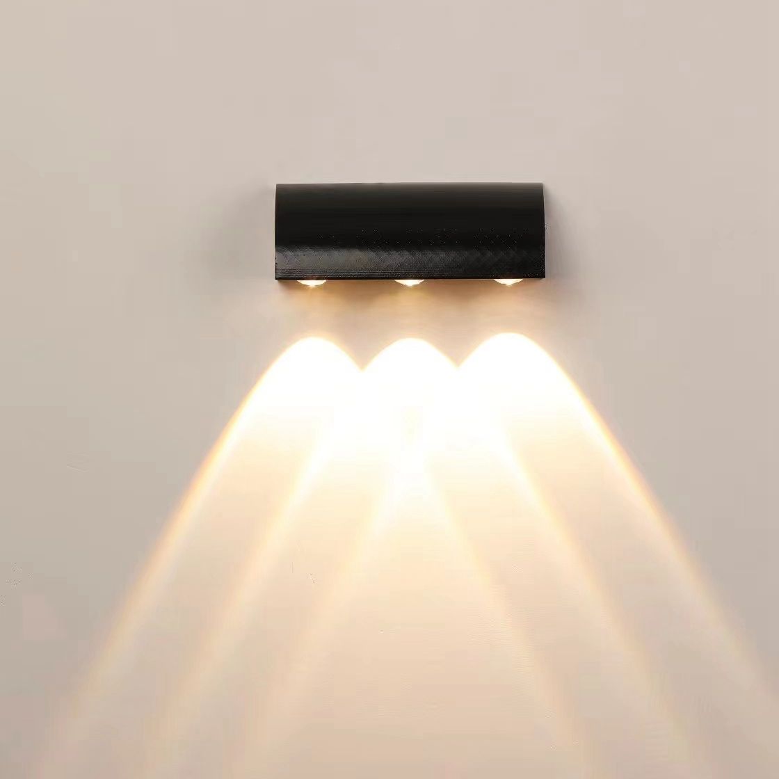 Moderne einfache wasserdichte LED-Wandleuchte für den Außenbereich, Hoflampen, Torlampe, Terrasse, Balkon, Garten, Wandleuchte zum Neupreis
