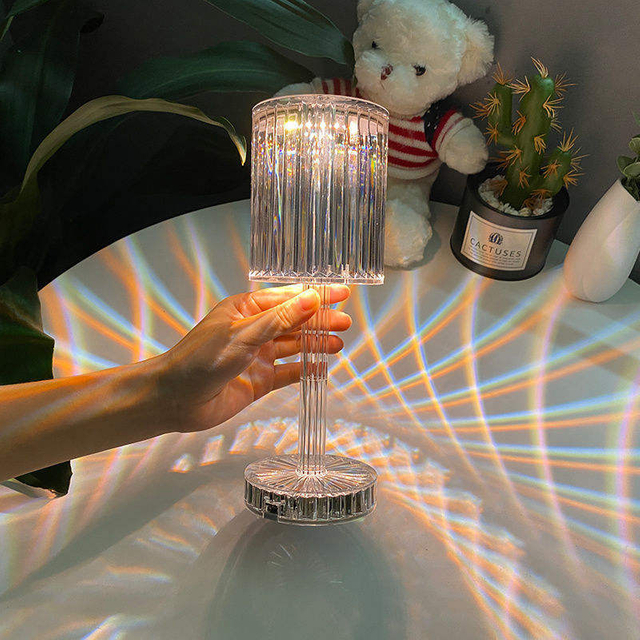 Ausgefallene Nachtlichter, LED-Nachtlicht, italienischer Designer, Kristall-Tischlampe, moderne Mode, USB-Aufladung, romantisches Geschenk, Nachtlicht, Blumen-LED-Tischleuchte