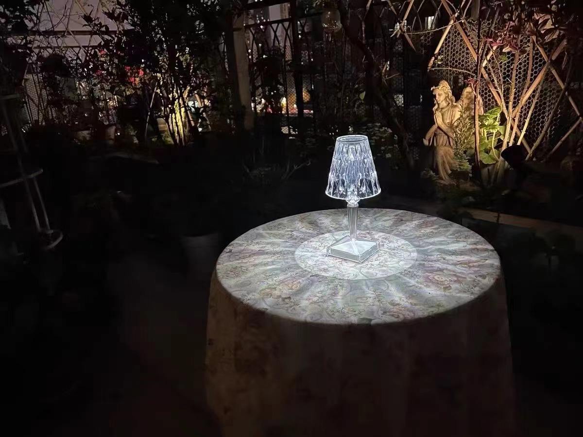 Tischlampe, moderne Kristall-LED-Rosenlichter, Innenbeleuchtung für Nachttisch, LED-Touch-Control-Nachtlicht, LED-Schreibtischlampe