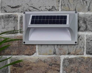 Superhelle IP65-wasserdichte Außenwandleuchte für den Außenbereich, Haushalt, Garten, Hof, Dekoration, Beleuchtung nach oben und unten, leuchtende Solar-Wandleuchte