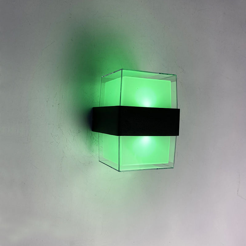 2023 Intelligente Wandleuchte LED Intelligente Wandleuchte IP65 Wasserdicht Bunte und modische dekorative Wandleuchte Tuya