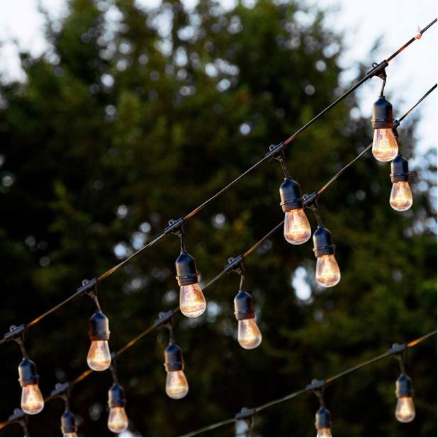 Intelligente Gartenbeleuchtung 15 m RGB-Gartenatmosphäre Beleuchtungskabel Smartphone-Steuerung E27-Stecker Hersteller Direktvertrieb