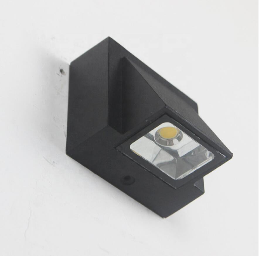 Fabrikpreis Großhandel Lampe Outdoor Outdoor Wandleuchten mit 100 % Sicherheit