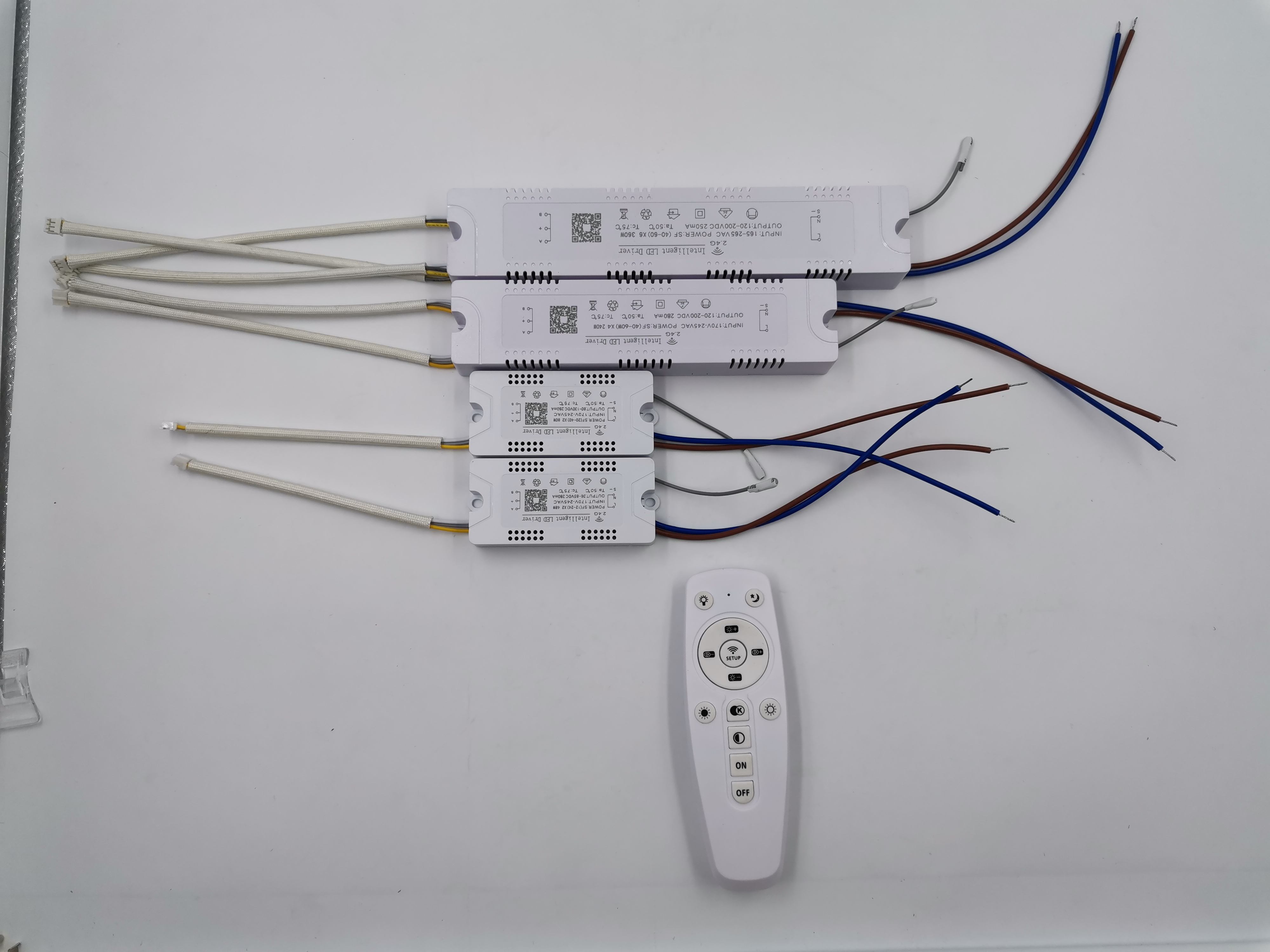 Tuya APP Gateway-kompatibler Zigbee Smart Dip Dimming Power Driver 2.4G App-Steuerung und Controller