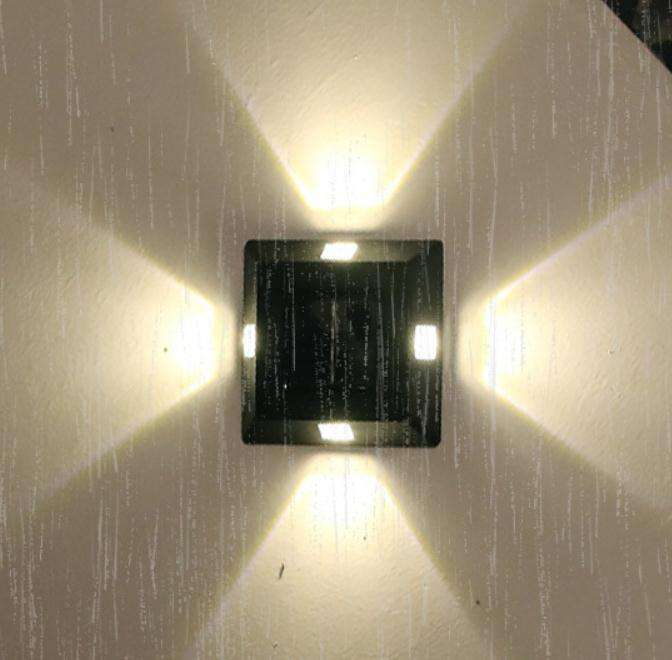 4 LED Solar Lampe IP65 Wasserdichte Außenleuchte Innenhof Wandleuchte für Garten und Villa Dekoration Stufenlicht
