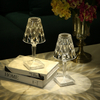 Spanische Rose Kristall Tischlampe Schlafzimmer USB Lade Schreibtischlampe Nachttisch Romantisches Nachtlicht Blütenblatt Atmosphäre Geschirr Innen Mehrfarbig