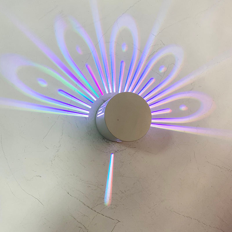 Kreative Pfau Projektion Lampe Remote Touch RGB Bunte Led Hintergrund Nachtlicht Tier Wand Licht Home Deco Für Schlafzimmer