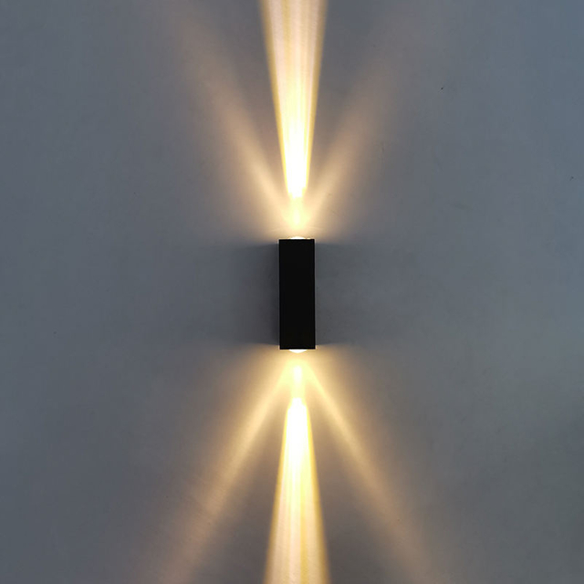 Heißer Verkauf mit Fabrikpreisen Aluminium-Wandleuchte IP65 Wand-Spot-Licht Wasserdichte LED-Wandleuchte Hochhelles Spot-Licht
