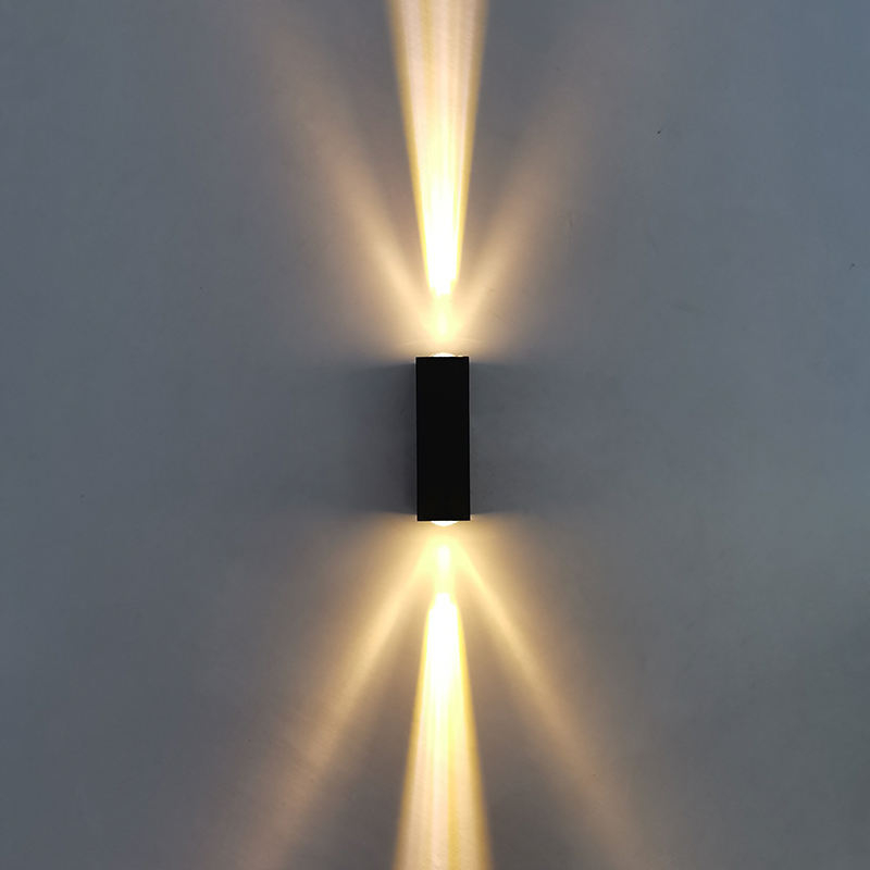 Heißer Verkauf mit Fabrikpreisen Aluminium-Wandleuchte IP65 Wand-Spot-Licht Wasserdichte LED-Wandleuchte Hochhelles Spot-Licht
