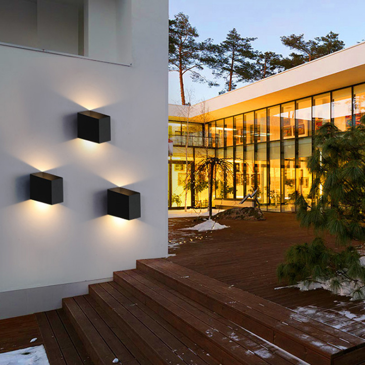 6W 12W Neue COB-LED-Wandlampe, wasserdichte Outdoor-Gartenbeleuchtung nach oben und unten, mit Fabrikpreis, minimalistisch und modern, IP65