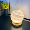 Planet Glaslampe Mond Planet Lampe Dekoration Schlafzimmer Nachttisch Nachtlicht Kreatives Geburtstagsgeschenk aufladbare Schreibtischlampe Tischleuchte