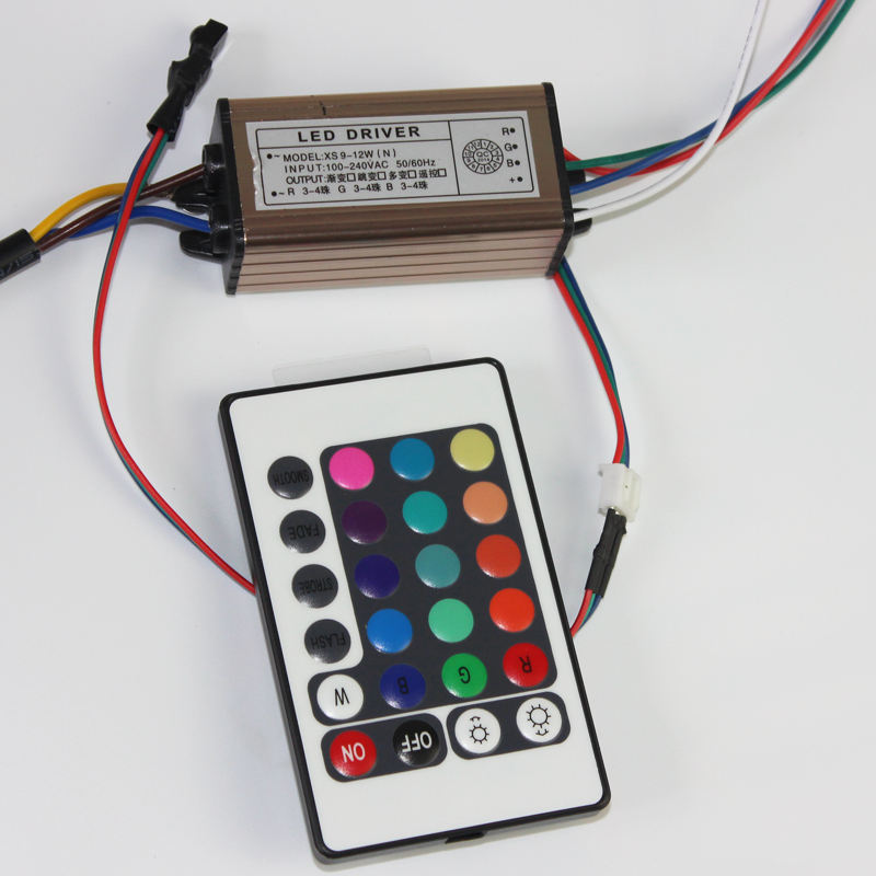 10-100W LED-Treiber AC85-265V DC25-38V Netzteil Wasserdicht IP66 LED-Transformatoren + RGB-Fernbedienung für LED-Licht DIY