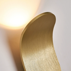 Nordische moderne RGB-LED-Wandleuchte aus Metall, dekorativ, moderne Nachttischlampe, Spiral-Nachtlampe, moderne Gang- und Innenwandleuchte