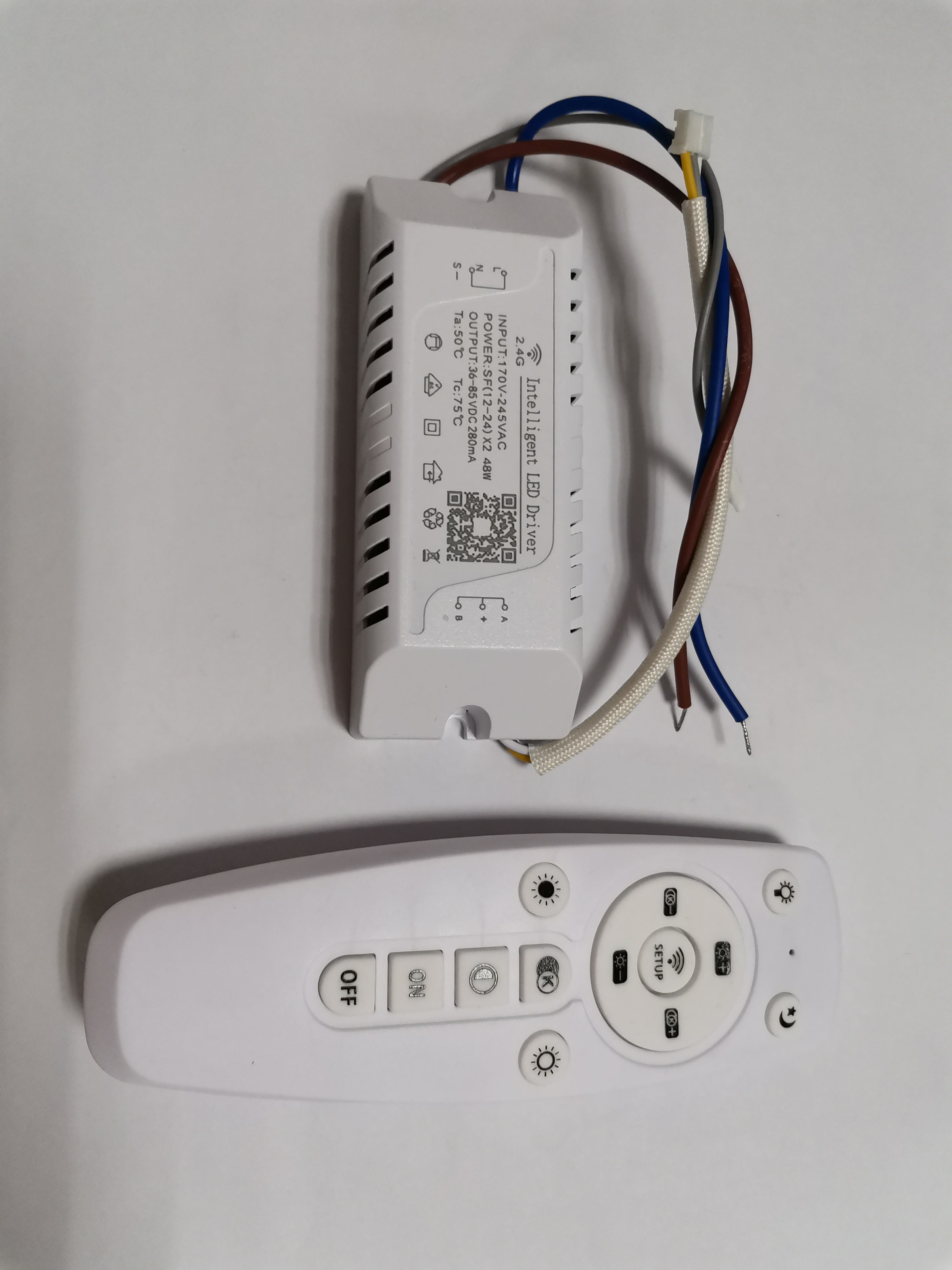 Tuya APP Gateway-kompatibler Zigbee Smart Dip Dimming Power Driver 2.4G App-Steuerung und Controller