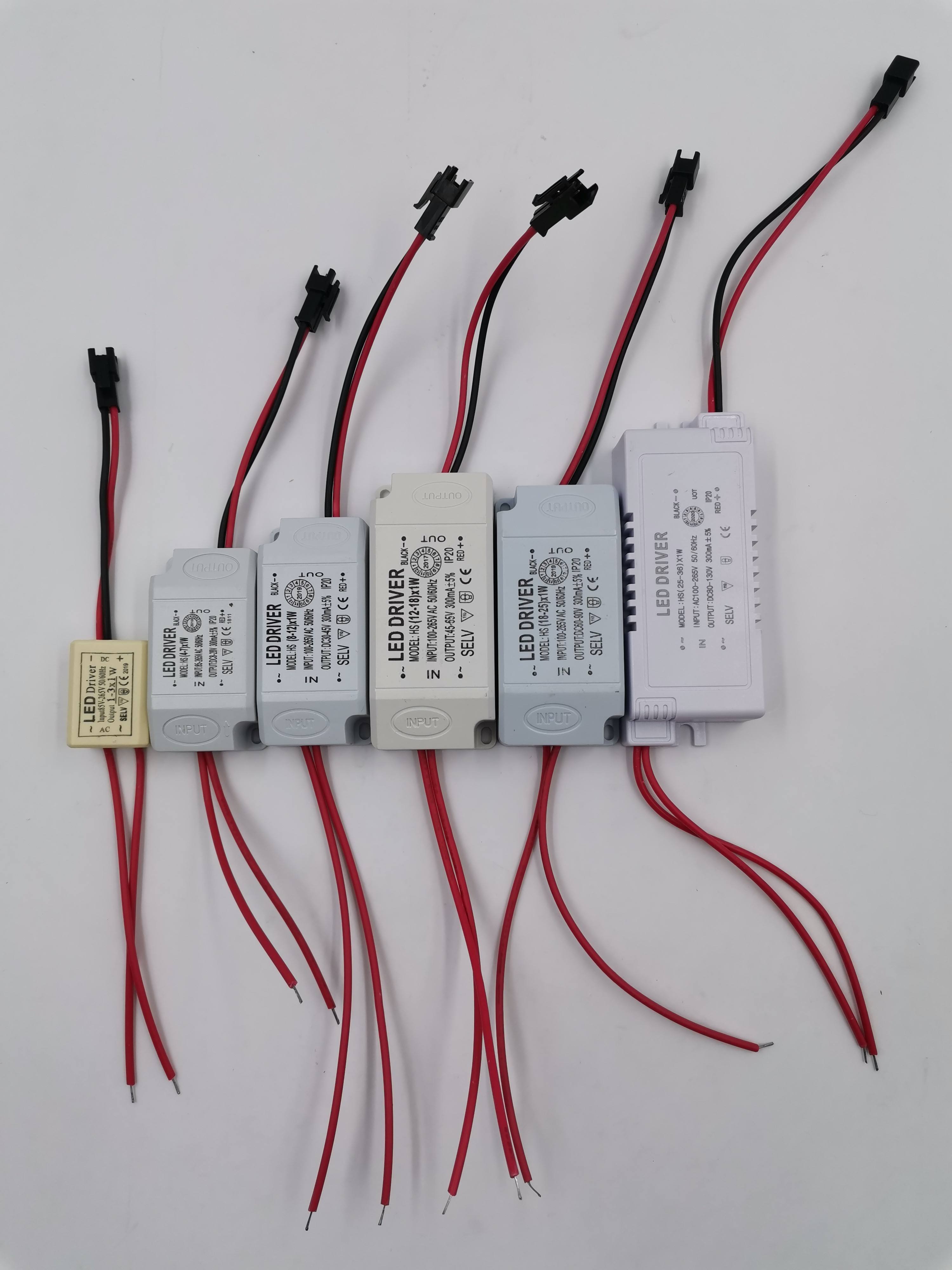 Triac-dimmbarer LED-Treiber, 12 V, 24 V DC, Ausgang 25 W, 30 W, 50 W, 60 W, 75 W, 80 W, 90 W, 100 W, 120 W, 150 W, 200 W, 300 W, 320 W, 360 W, 400 W, wasserdichter Ersatz für Power-LED-Treiber