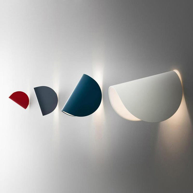 Drehbare Wandleuchte, moderne LED-Wandleuchte, minimalistische Wandleuchte, italienisches Wohnzimmer, kreative rotierende Kunst, Hotel-Wandleuchte, nordische Schlafzimmer-Nachtwandleuchte
