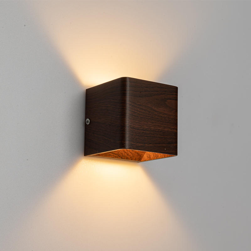 2,4G APP RGBW Neue Farbe IP65 Oben Und Unten 100*100*100mm Outdoor Wasserdicht Klassische Heißer Verkauf Holz Farbe 300 Grad Einstellung