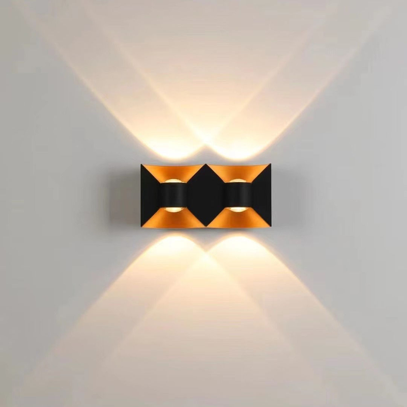 6W 12W Dekorieren Sie moderne, zeitgenössische Garten-Aluminium-Außenwandleuchten mit LED-Wandleuchten