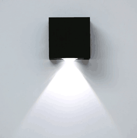 Hängende Wandleuchte, moderne Kopfteil-Wandleuchte, gebürstetes Nickel-Dekor, Hotel-USB-Wandleuchte, gebogenes Metall, individuell leuchtend