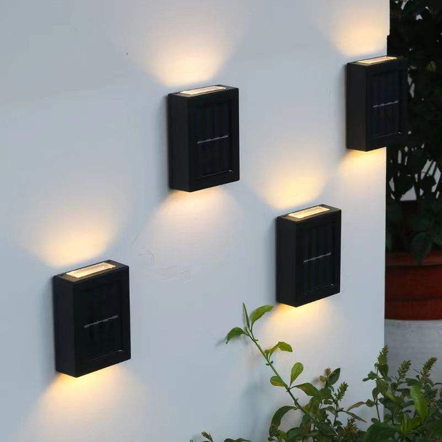 Solar-Wandleuchte, intelligente Lampe, wasserdichte Außenwandleuchte, Auf- und Ab-Treppen-Wandleuchte, Solarleuchte, Nachtlicht
