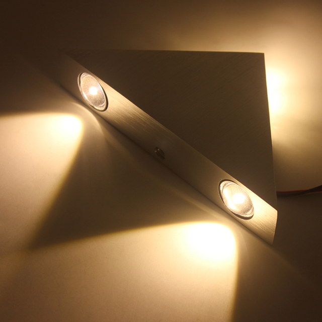 Dreieckige 3-W-Splitter-LED-Wandleuchte für Innenbeleuchtung, AC85-265V, Beleuchtungskörper, Aluminium, kein Flimmern, ferngesteuerte Wandleuchten