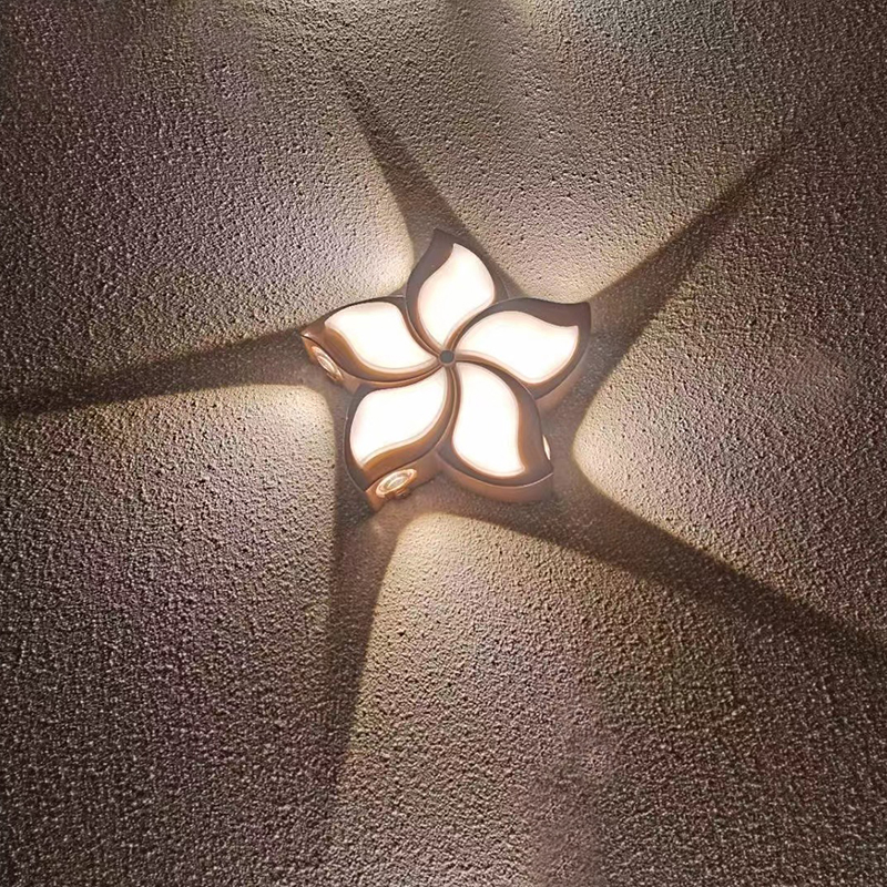 Blumenwandlampe