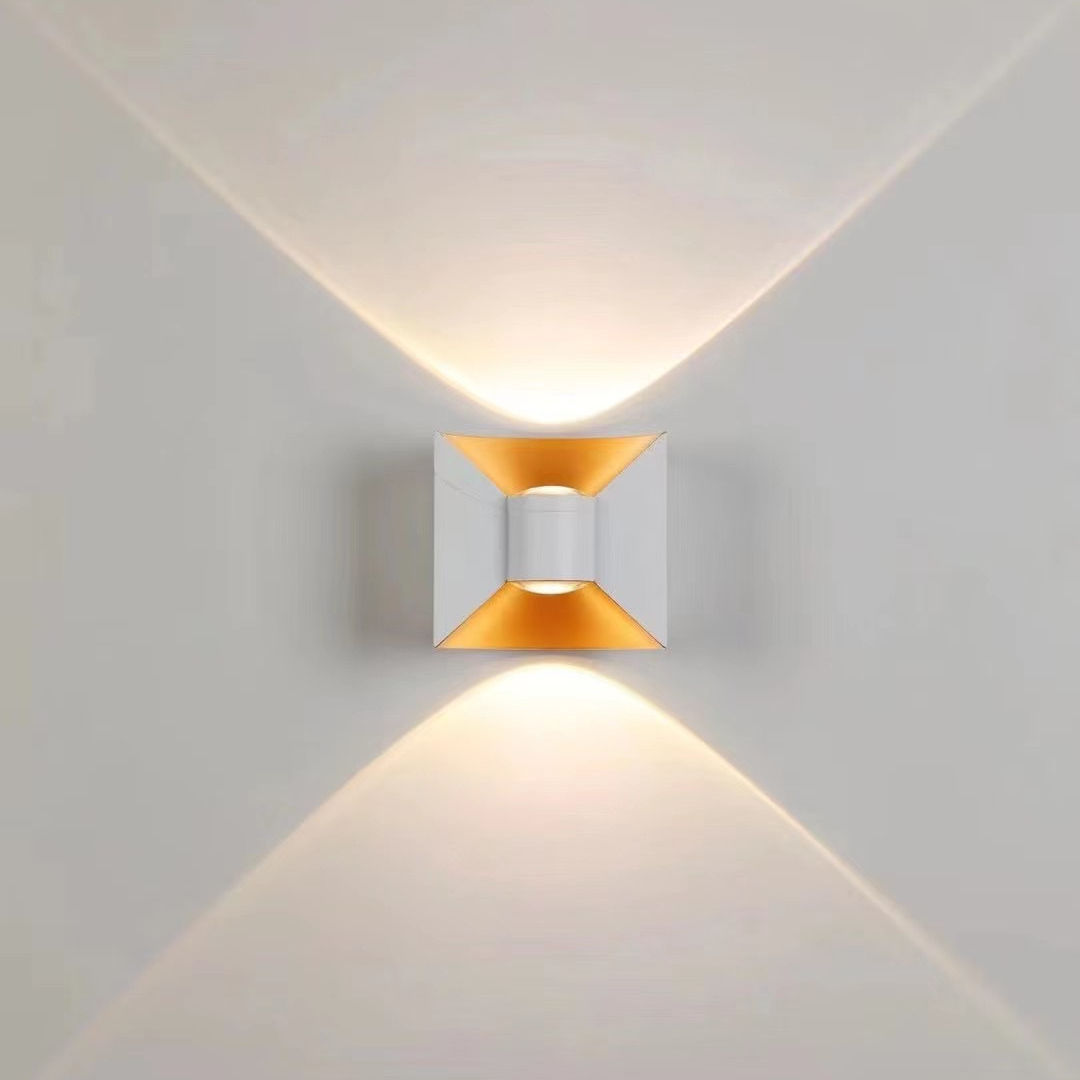 IP65 LED Wandleuchte Aluminium RGB Outdoor Wasserdicht Gartenzaun Innen Mode Wandleuchte für Schlafzimmer Nachttisch Wohnzimmer Treppen