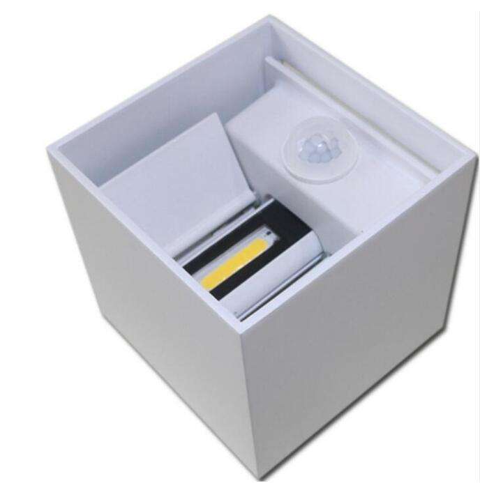 Bewegungsmelder für den Außenbereich, 12 W, nach oben und unten verstellbare Wandleuchte, dekorative LED-Wandleuchte aus Aluminium