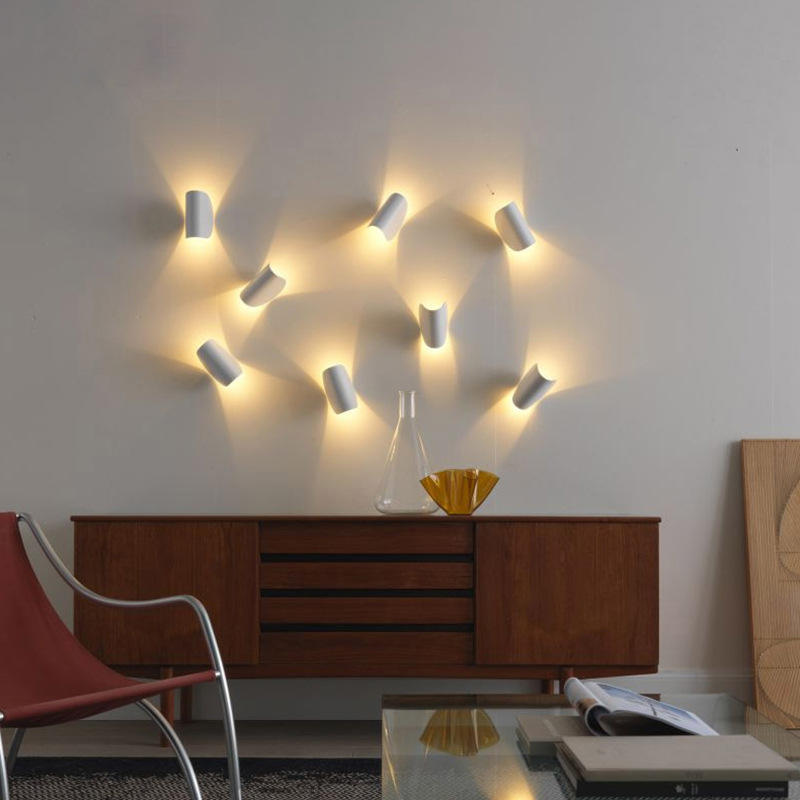 Drehbare Wandleuchte, moderne LED-Wandleuchte, minimalistische Wandleuchte, italienisches Wohnzimmer, kreative rotierende Kunst, Hotel-Wandleuchte, nordische Schlafzimmer-Nachtwandleuchte