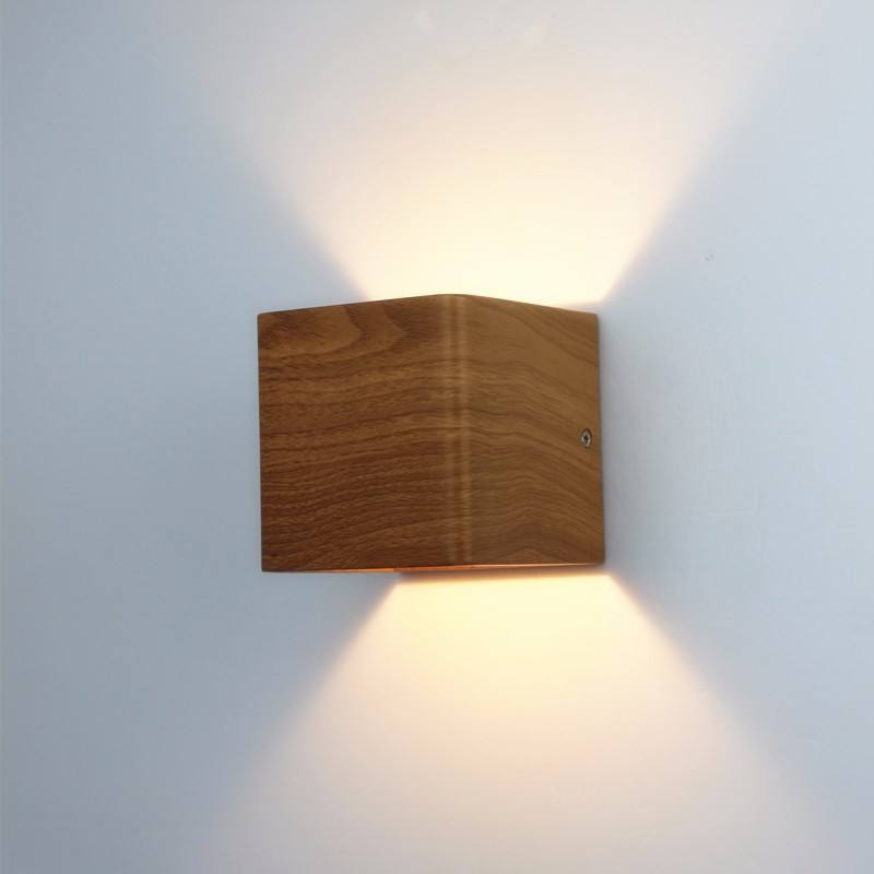 2,4G APP RGBW Neue Farbe IP65 Oben Und Unten 100*100*100mm Outdoor Wasserdicht Klassische Heißer Verkauf Holz Farbe 300 Grad Einstellung