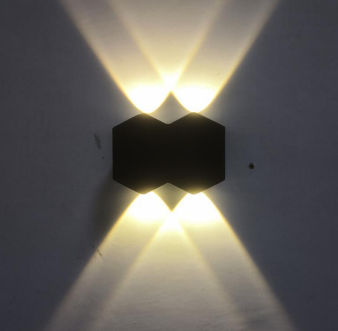 Moderne LED-Lampe, vier wasserdichte Wandlampen und dekorative Außenleuchte