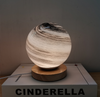 Planet Glaslampe Mond Planet Lampe Dekoration Schlafzimmer Nachttisch Nachtlicht Kreatives Geburtstagsgeschenk aufladbare Schreibtischlampe Tischleuchte