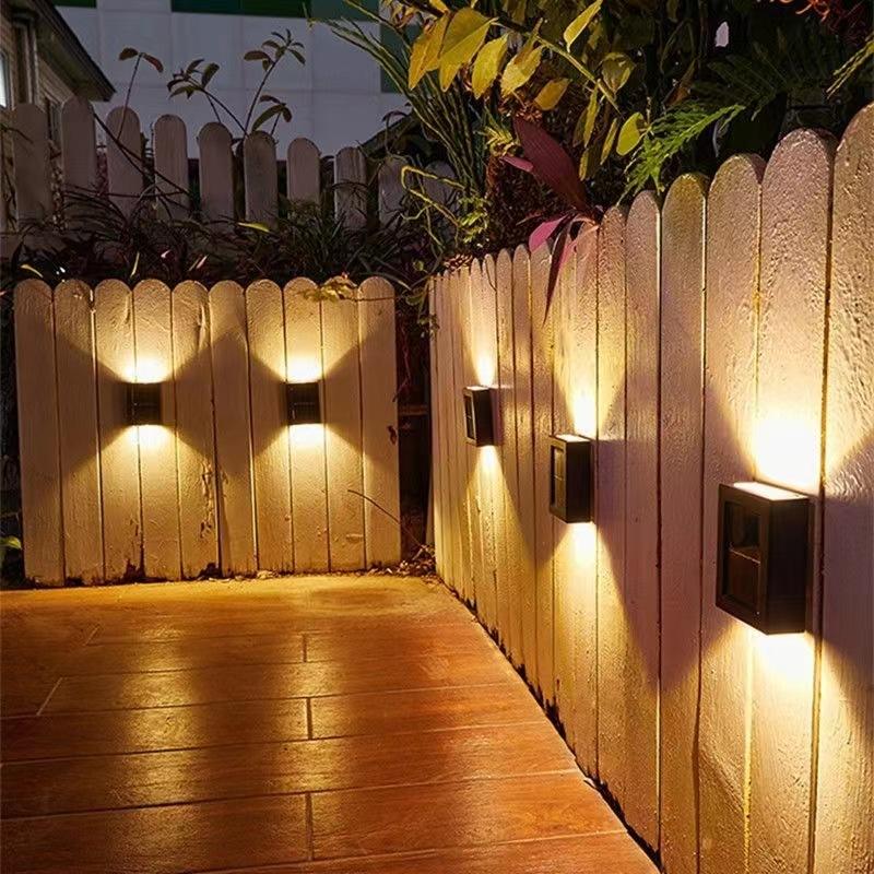 Solar-Wandleuchte, intelligente Lampe, wasserdichte Außenwandleuchte, Auf- und Ab-Treppen-Wandleuchte, Solarleuchte, Nachtlicht