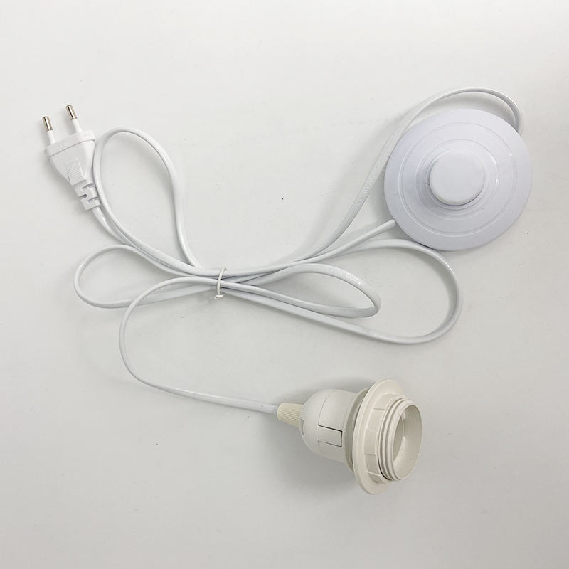 EU-Stecker E27-Netzkabel, Lampenfassung mit EU-Stecker, Ein-/Ausschalter, VDE OEM 2,5 A, 250 V, beste Preisqualität
