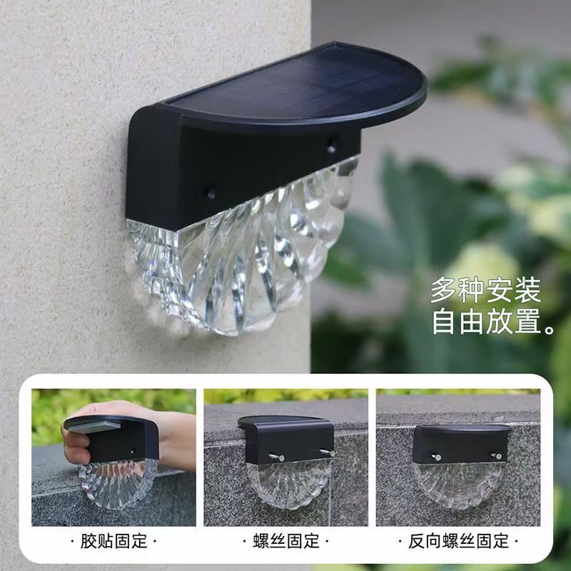 Warmweiße LED-Solarlampe, Treppen-Außengartenbeleuchtung, wasserdichte Solarstrom-Balkon-Lichtdekoration für Terrassen-Treppenzaun