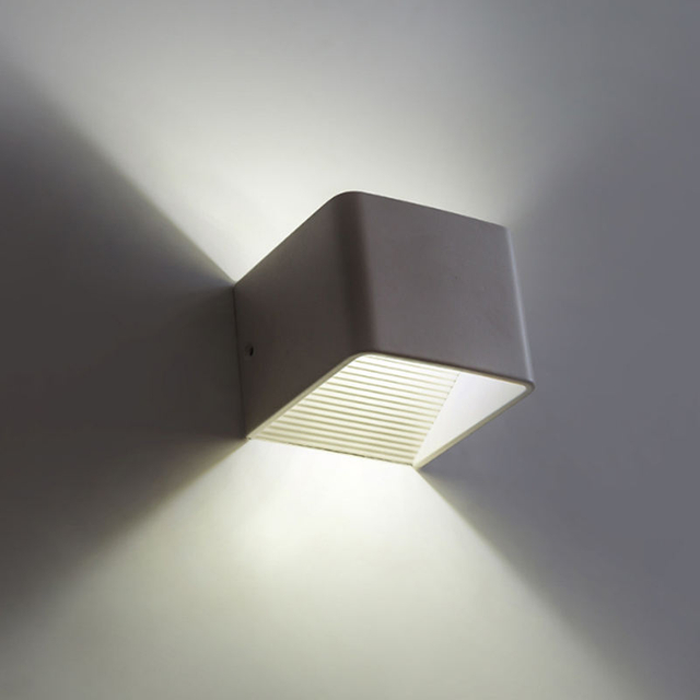 2,4 G verstellbare Lichtwandleuchte, Würfel-Wandleuchte, Wandleuchte im europäischen Stil, Keramik-Würfel-Wandleuchte mit Controller, 20 W Innenwandleuchte, Korridor-Gangleuchte, gute Qualität und niedriger Preis