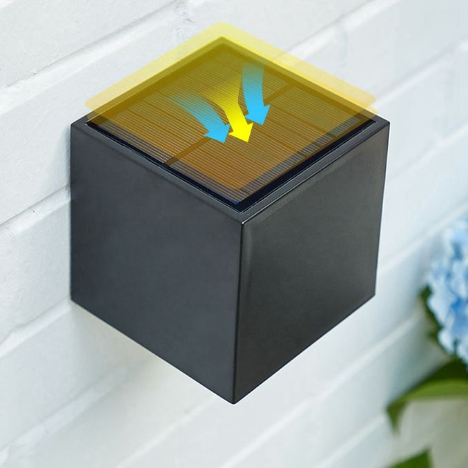 Solar-Außenwandleuchten, Solar-Wandleuchten, Solar-Wandleuchten, Außenwürfel, Solarlampe, quadratische Solarlampe, wasserdicht, IP65, Warmlicht-Lampe