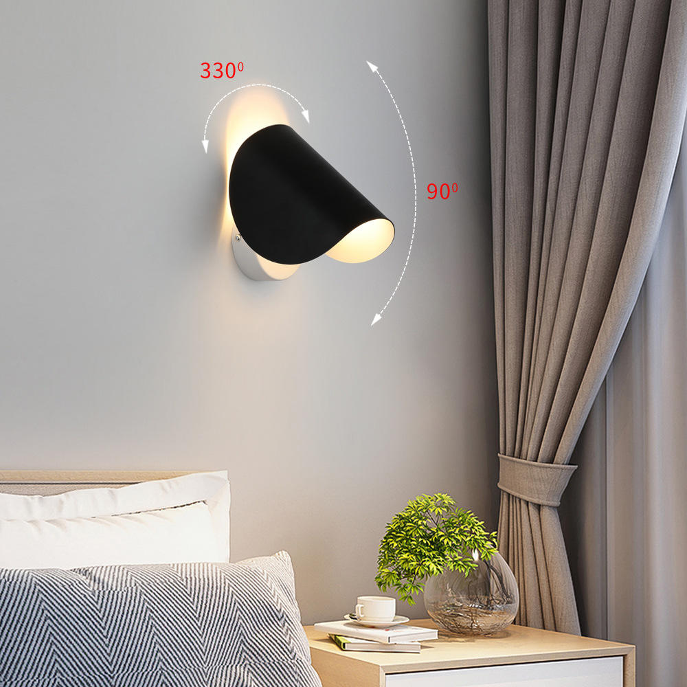 Drehbare Wandleuchte, moderne LED-Wandleuchte, minimalistische Wandleuchte, italienisches Wohnzimmer, kreative rotierende Kunst, Hotel-Wandleuchte, nordische Schlafzimmer-Nachtwandleuchte
