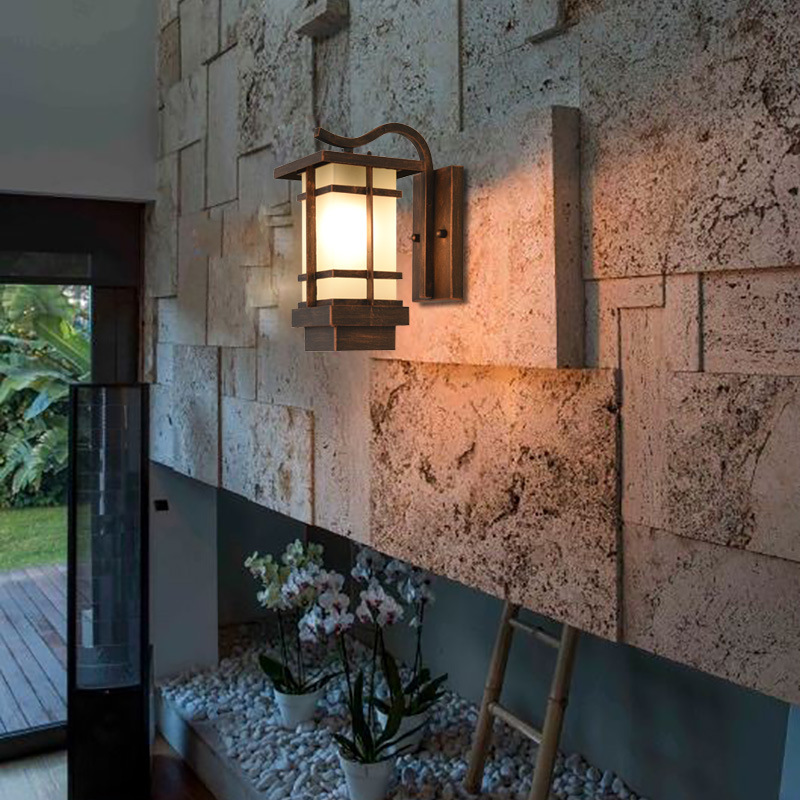 Solar-Außenwandleuchte Draadloze Wandlamp Wasserdichte Gartenleuchte Neues Balkon-Außenwandtor im japanischen Stil im chinesischen Stil