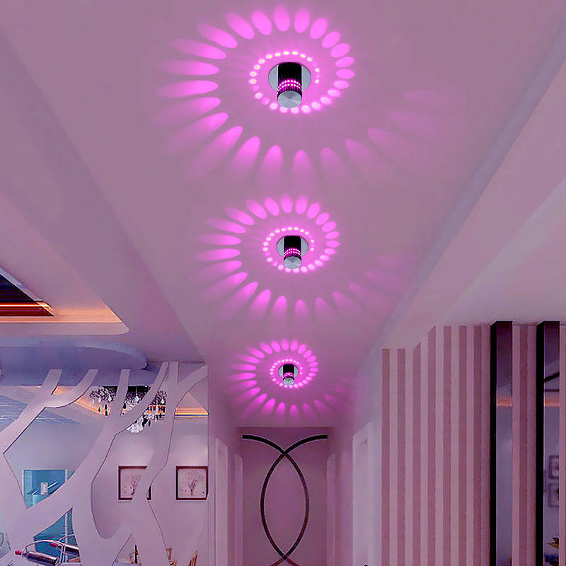 Deckenmontierte poröse RGB-LED-Deckenwandleuchte mit Fernbedienung für den Innenbereich von Restaurants, Bars, Wandleuchten und Innenhöfen