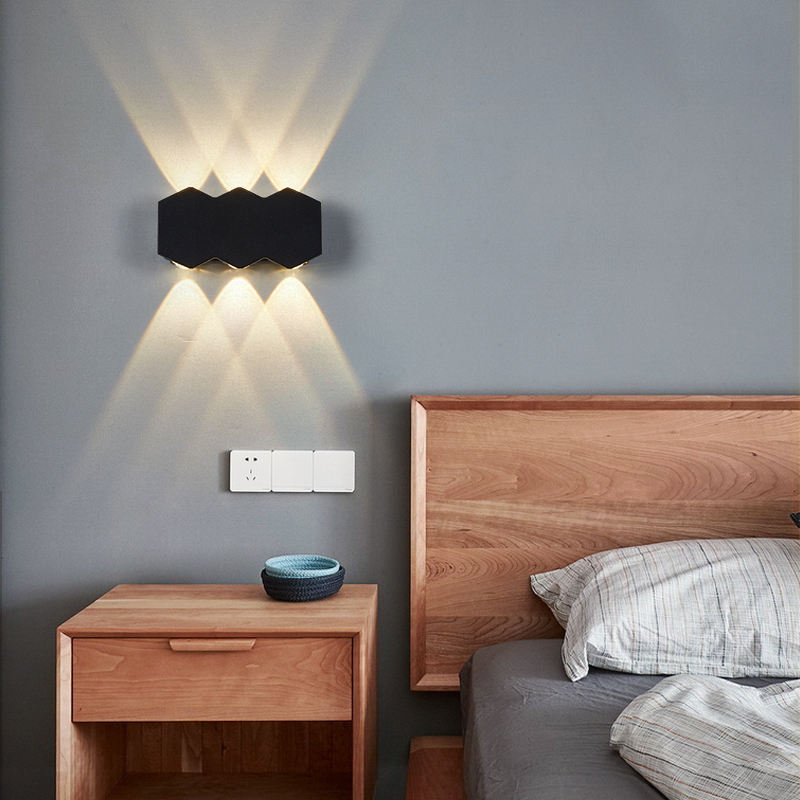 4W 6W 8W 10W Neue schwarze wasserdichte Wandleuchte für den Außenbereich, Auf- und Ab-Lichter, Wandmontage, hergestellt in China, LED-Licht auf und ab