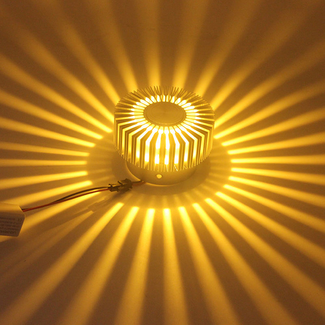 Hochwertige wandmontierte RGB-Montage-Sonnenblumen-Treppen-LED-Wandleuchte, Deckenleuchte, Wohnzimmer, Salon, Wohnung, Innenraum